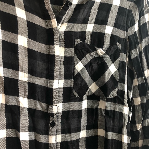 Artisan NY Plaid Top - Picture 5 of 9